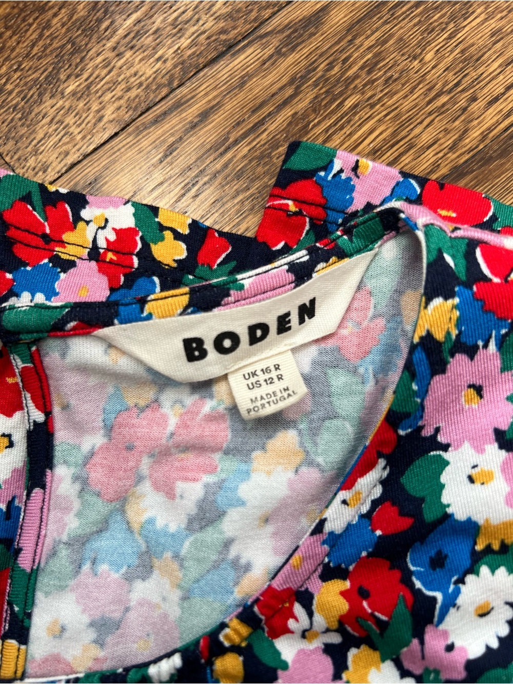 Boden Alexandra Blouson Jersey Dress - Picture 3 of 6